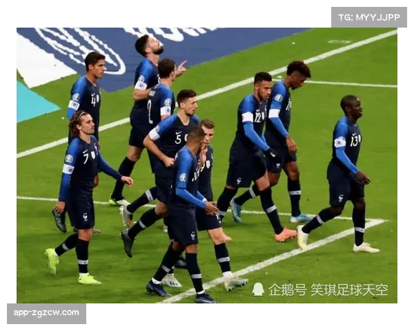 战术复盘：国际米兰如何用三中卫体系限制姆巴佩